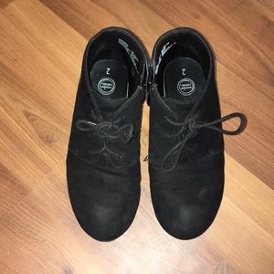 Wonder Nation booties.